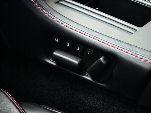 Used 2007 Aston Martin V8 Vantage Coupe image 9