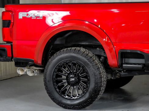 Used 2023 Ford F250 Lariat w/ Lariat Ultimate Package image 7