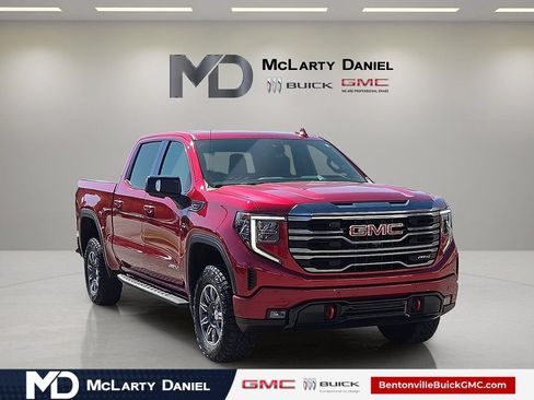 Used 2024 GMC Sierra 1500 AT4 w/ Technology Package AWD/4WD image 1