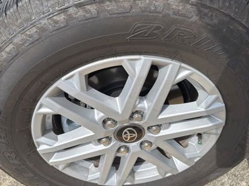 Used 2026 Toyota Tundra SR5 AWD/4WD image 22