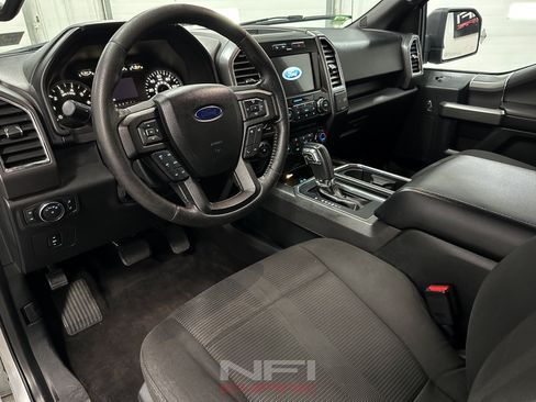 Used 2016 Ford F150 XLT w/ Equipment Group 302A Luxury AWD/4WD image 23