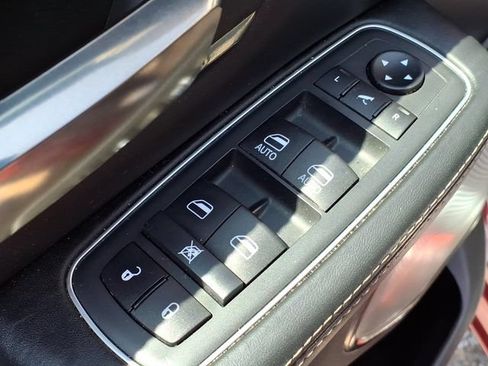 Used 2021 RAM 1500 Limited AWD/4WD image 28