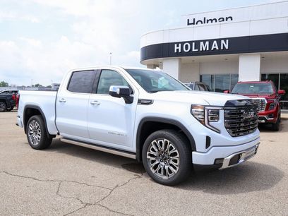 New 2026 GMC Sierra 1500 Denali Ultimate w/ LPO, Black Badging Package