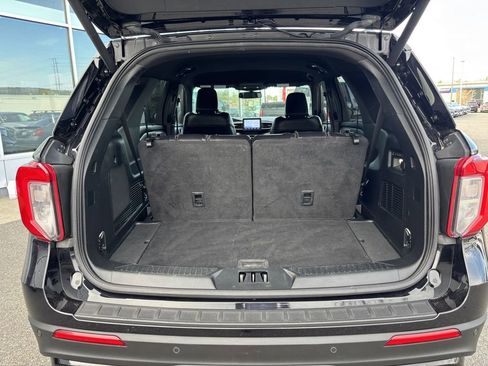 Used 2023 Ford Explorer ST AWD/4WD image 29