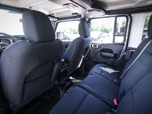 Used 2019 Jeep Wrangler Unlimited Sport S AWD/4WD image 40