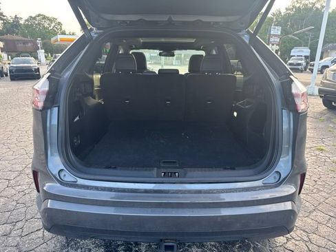 Used 2022 Ford Edge ST-Line w/ Class II Trailer Tow Package AWD/4WD image 7
