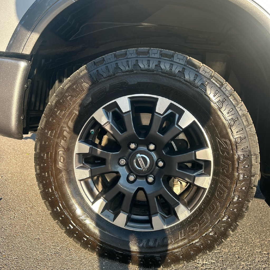 Used 2019 Nissan Titan PRO-4X AWD/4WD image 13