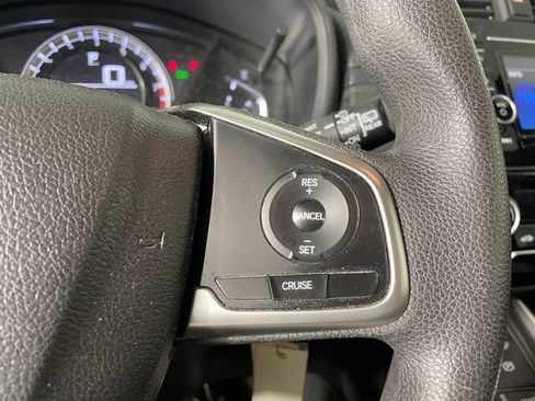Used 2017 Honda CR-V LX image 9