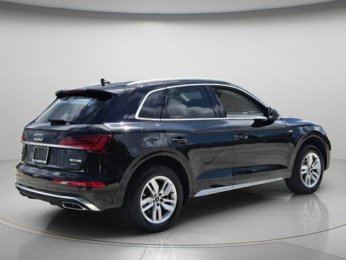 Used 2023 Audi Q5 2.0T Premium w/ Convenience Package AWD/4WD image 7