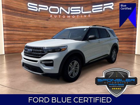 Certified 2021 Ford Explorer XLT w/ Equipment Group 202A AWD/4WD image 1
