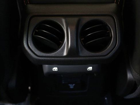 Used 2025 Jeep Wrangler Unlimited Rubicon 392 AWD/4WD image 20