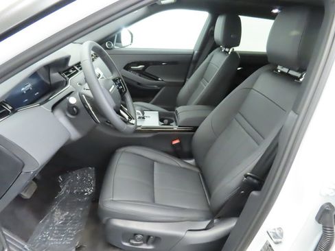 Certified 2025 Land Rover Range Rover Evoque S image 19