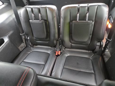 Used 2016 Ford Explorer Sport w/ Equipment Group 401A AWD/4WD image 12