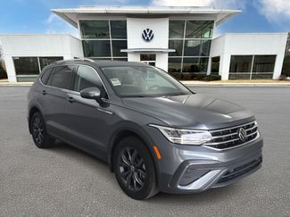 Certified 2022 Volkswagen Tiguan SE video 1