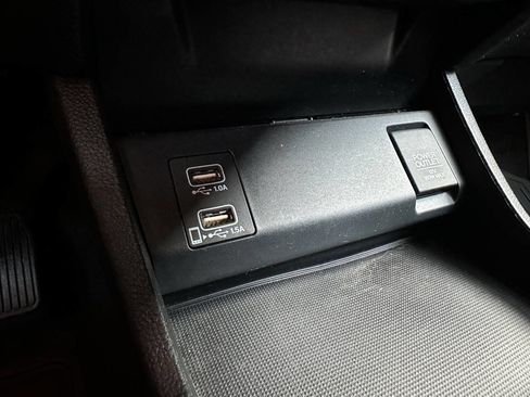 Used 2020 Honda HR-V Touring image 24