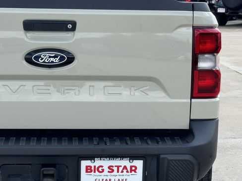 Used 2025 Ford Maverick Lariat AWD/4WD image 10