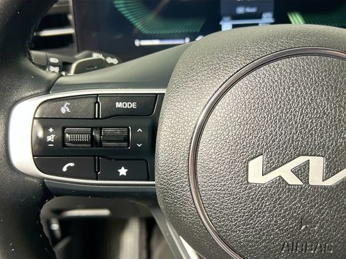 Used 2025 Kia K5 GT FWD image 18