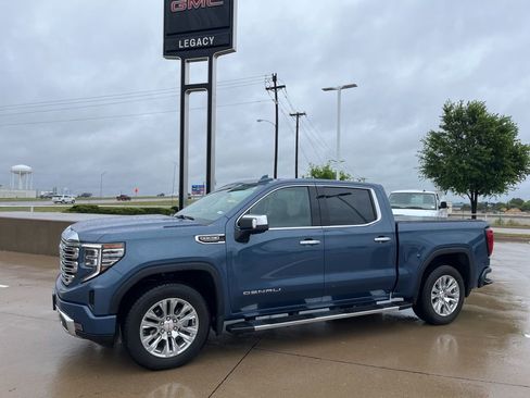 Used 2024 GMC Sierra 1500 Denali w/ Technology Package image 1
