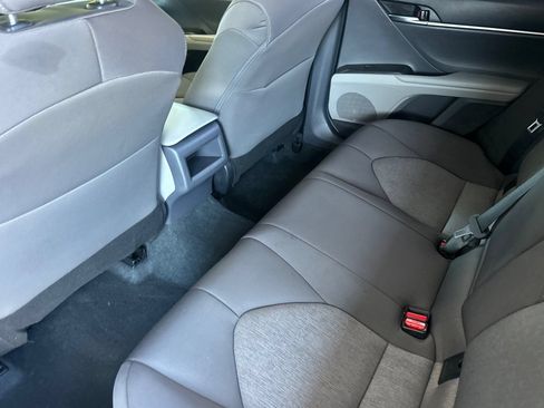 Certified 2022 Toyota Camry LE FWD image 15