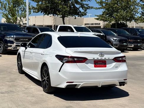 Used 2024 Toyota Camry SE FWD image 7