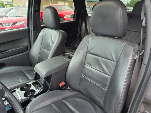 Used 2011 Ford Escape Limited AWD/4WD image 21