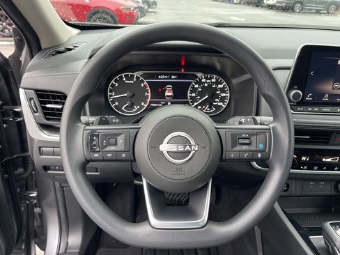 Used 2024 Nissan Rogue SV image 19