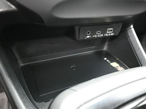 Used 2024 Subaru Crosstrek 2.5i Wilderness w/ Crosstrek Mirror Package image 18