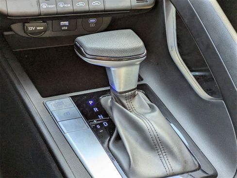 Used 2024 Hyundai Elantra SEL image 26