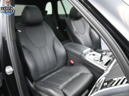 Used 2022 BMW X5 sDrive40i w/ M Sport Package image 28