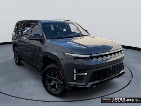 New 2026 Jeep Grand Wagoneer 4WD image 3