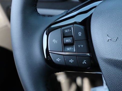 New 2025 Ford Escape PHEV 4D Sport Utility w/ PHEV Premium Package image 26