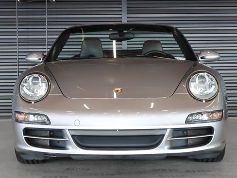 Used 2008 Porsche 911 Carrera 4S image 8