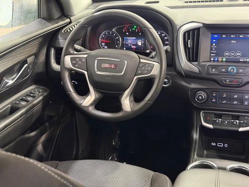 Used 2024 GMC Terrain SLE AWD/4WD image 12