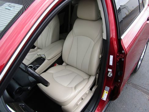 Used 2019 Buick Envision Preferred FWD image 33