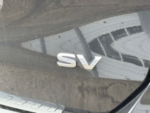 Used 2019 Nissan Rogue SV w/ Premium Package image 21