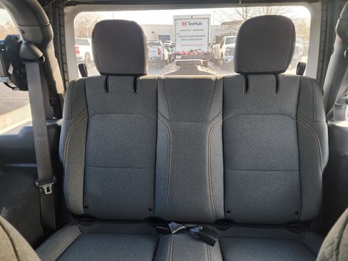 Used 2025 Jeep Wrangler Sport image 32