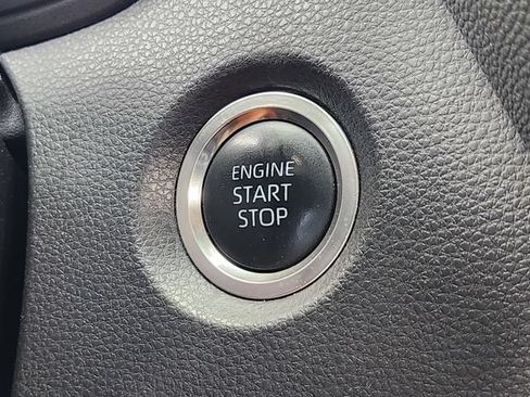 Used 2025 Toyota Corolla SE FWD image 15