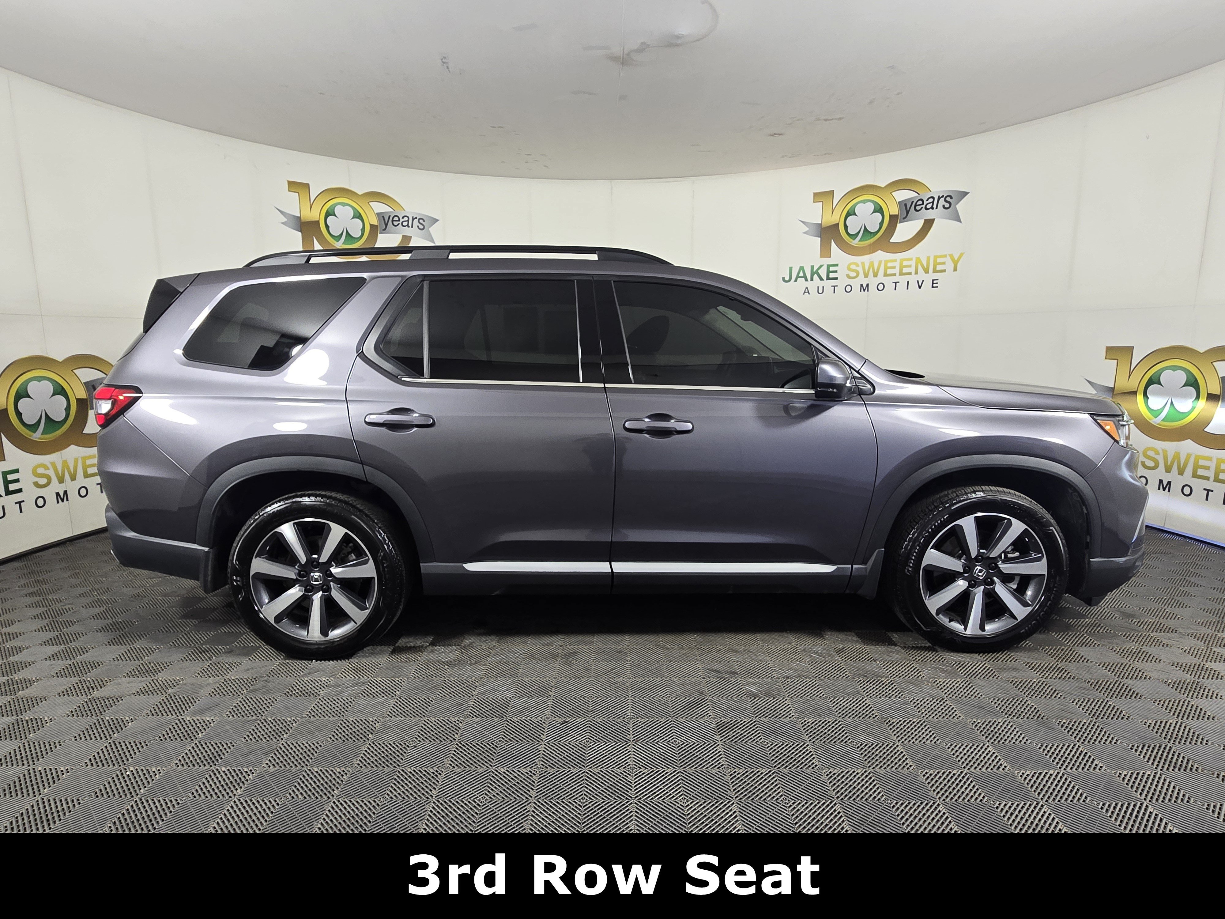 Used 2025 Honda Pilot Elite image 10
