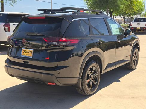 New 2026 Nissan Rogue SV AWD/4WD image 3