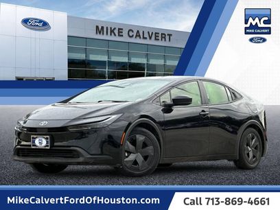 Used 2025 Toyota Prius LE
