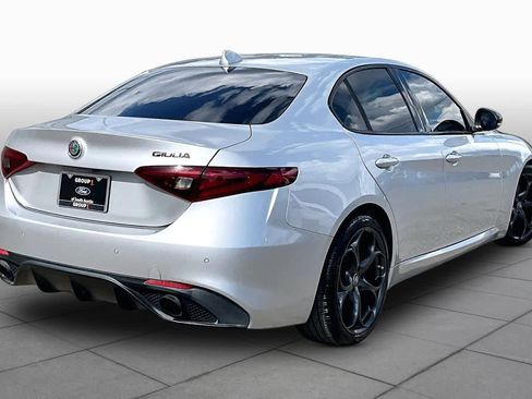 Used 2019 Alfa Romeo Giulia Ti Sport w/ Quick Order Package 22U Sport RWD image 13