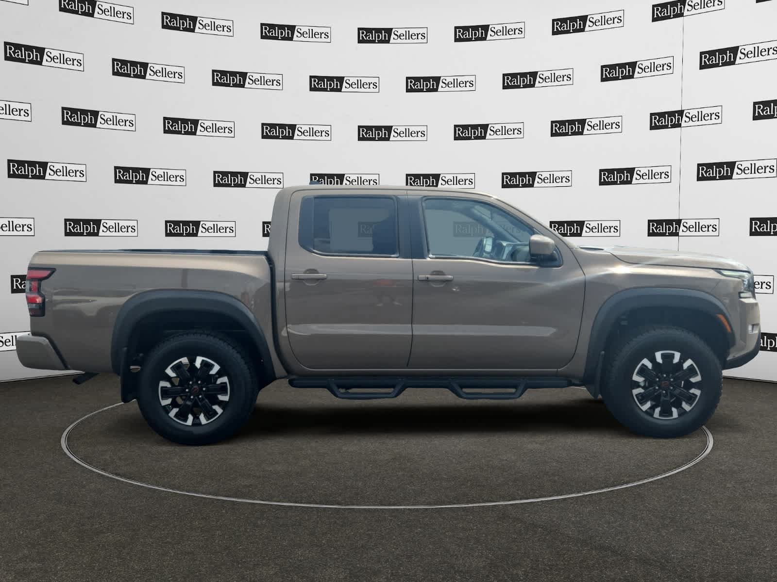Used 2023 Nissan Frontier PRO-4X w/ Pro Convenience Package AWD/4WD image 7