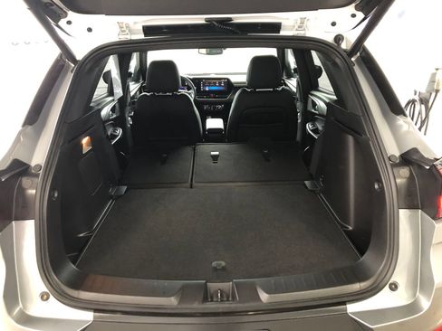 Used 2025 Chevrolet TrailBlazer ACTIV w/ Convenience Package AWD/4WD image 9