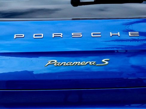 Used 2015 Porsche Panamera S image 36