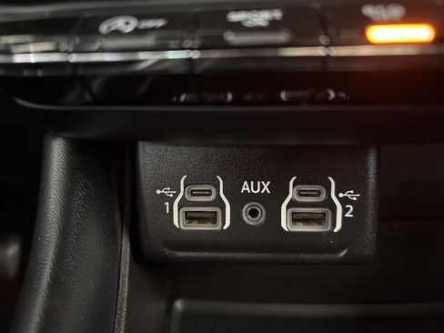 Used 2023 Dodge Durango GT image 28