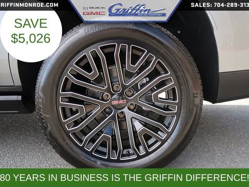 New 2026 GMC Yukon Denali w/ Sun & Power Step Package AWD/4WD image 26