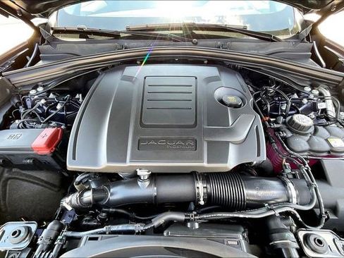 New 2026 Jaguar F-PACE R-Dynamic S image 13