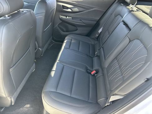 Used 2025 Buick Envista Avenir FWD image 26