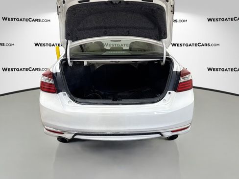 Used 2016 Honda Accord EX-L image 13