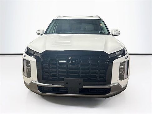 Used 2024 Hyundai Palisade SEL image 2